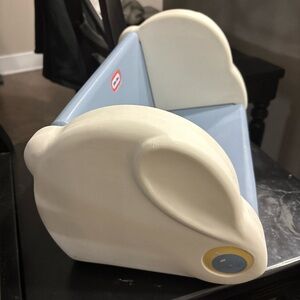 Little Tikes Vintage blue white bunny bookshelf